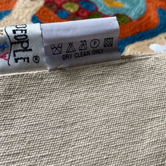 Funky People wool butterfly small scatter - Picture 9 of 10